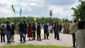 Herdenking/demonstratie in Tsjernihiv.